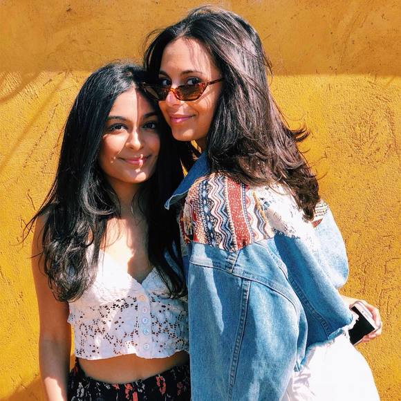 Meet your Posher, Sanam - Picture 1 of 1